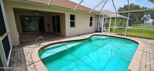 property at 4951 Somerville Dr