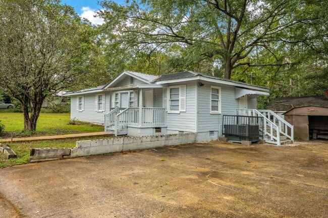 603 Darby Ave in Sylacauga, AL - Building Photo - Building Photo
