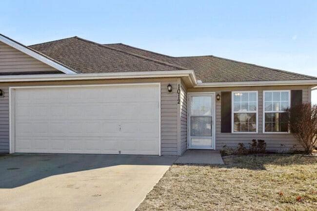 property at 1012 NW Willow Dr