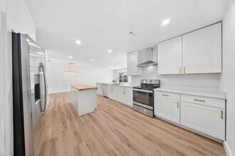 948 Canal Cir in Sebastian, FL - Building Photo - Building Photo