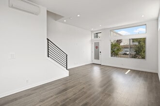 2047 25th Ave S in Seattle, WA - Building Photo - Building Photo