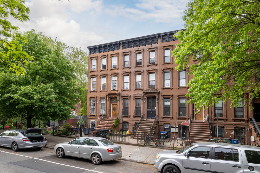 508 Willoughby Avenue in Brooklyn, NY - Building Photo