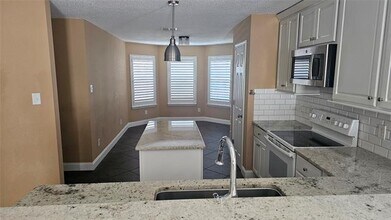 9209 Whistlewood Dr in Fort Worth, TX - Building Photo - Building Photo