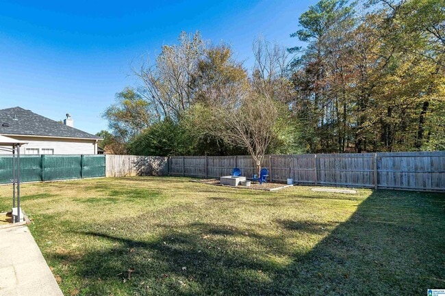 1003 Meriweather Dr in Calera, AL - Building Photo - Building Photo