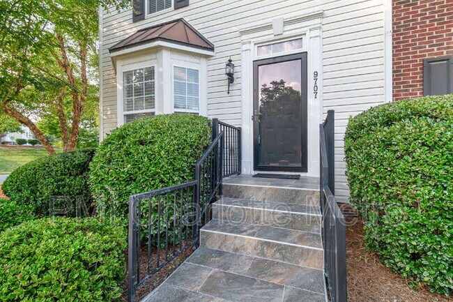 9707 Mallard Glen Dr in Charlotte, NC - Building Photo - Building Photo