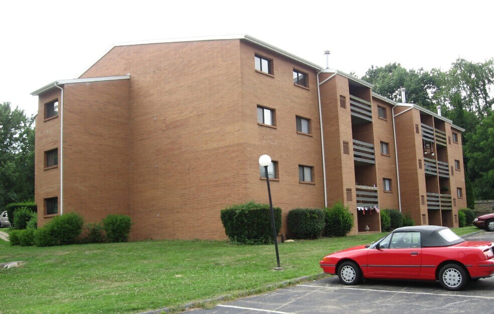 Bethel Square Senior Apartments Bethel Park, PA Apartments For Rent