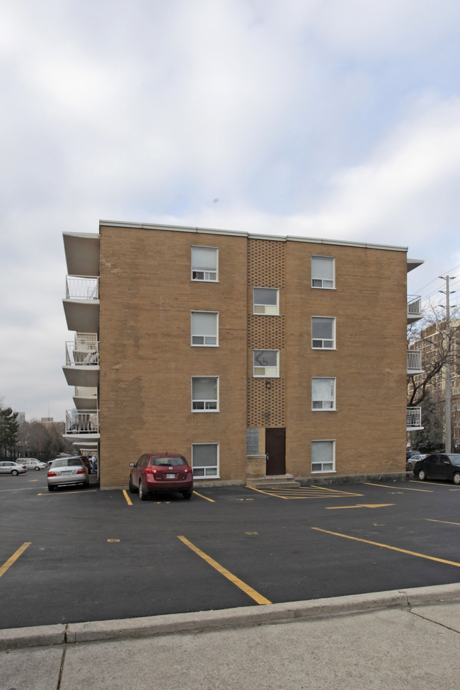 Jaguar Court in Mississauga, ON - Building Photo - Building Photo