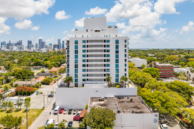 Coral Sea View in Miami, FL - Building Photo - Building Photo