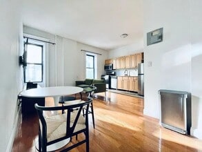 256 W 108th St in New York, NY - Building Photo - Building Photo