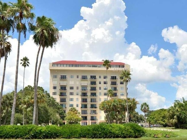 property at 2109 Bayshore Blvd