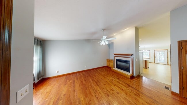 property at 3209 Sequoia Dr
