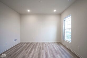 1872 Blenker Dr in Carmel, IN - Building Photo - Building Photo