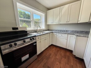 59 N Main St in Lambertville, NJ - Building Photo - Building Photo