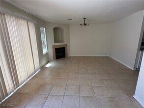 3669 Moonlit Beach Ave in Las Vegas, NV - Building Photo - Building Photo
