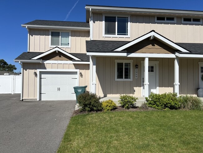 property at 1959 N Travis Ln