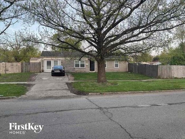 property at 4301 N Kitley Ave