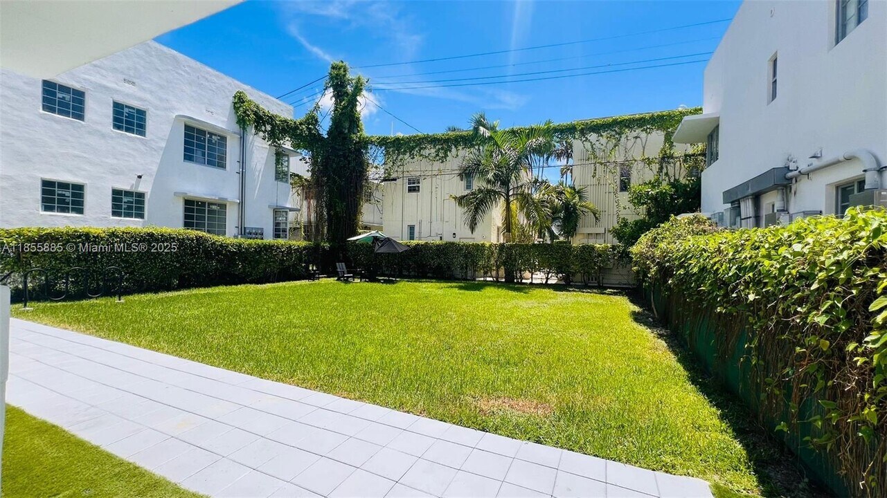 1523 Euclid Ave in Miami Beach, FL - Building Photo