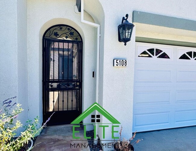 5108 Gold Autumn Way in Elk Grove, CA - Building Photo - Building Photo