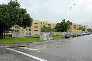 Vivian Villas Apartments