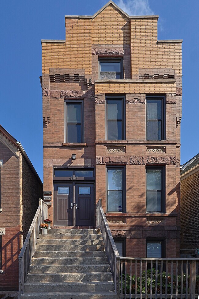 2127 N Winchester Ave in Chicago, IL - Building Photo - Building Photo