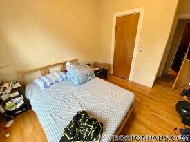 88 Hammond St in Boston, MA - Building Photo