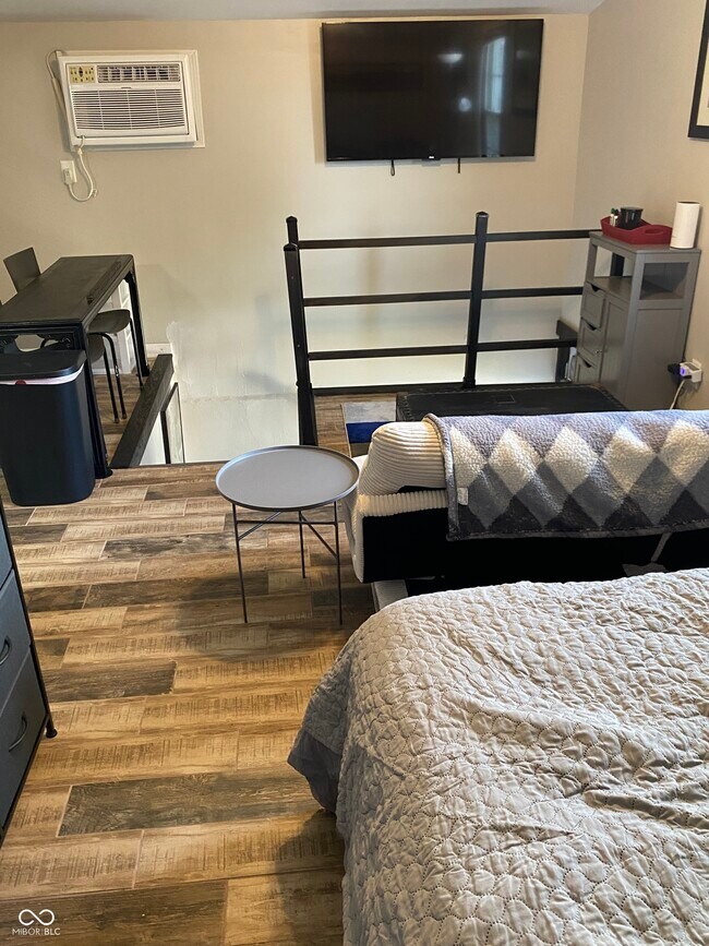 1230 E Ohio St in Indianapolis, IN - Building Photo - Building Photo