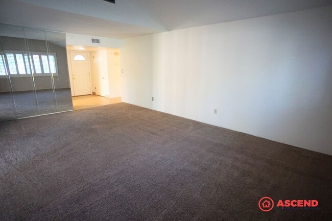 305 Carr St in Bakersfield, CA - Building Photo - Building Photo