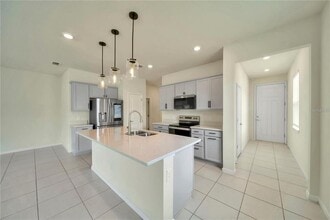 2601 Blowing Breeze Ave in Kissimmee, FL - Building Photo - Building Photo