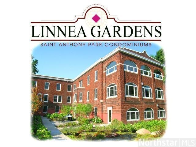 property at 2040 Como Ave