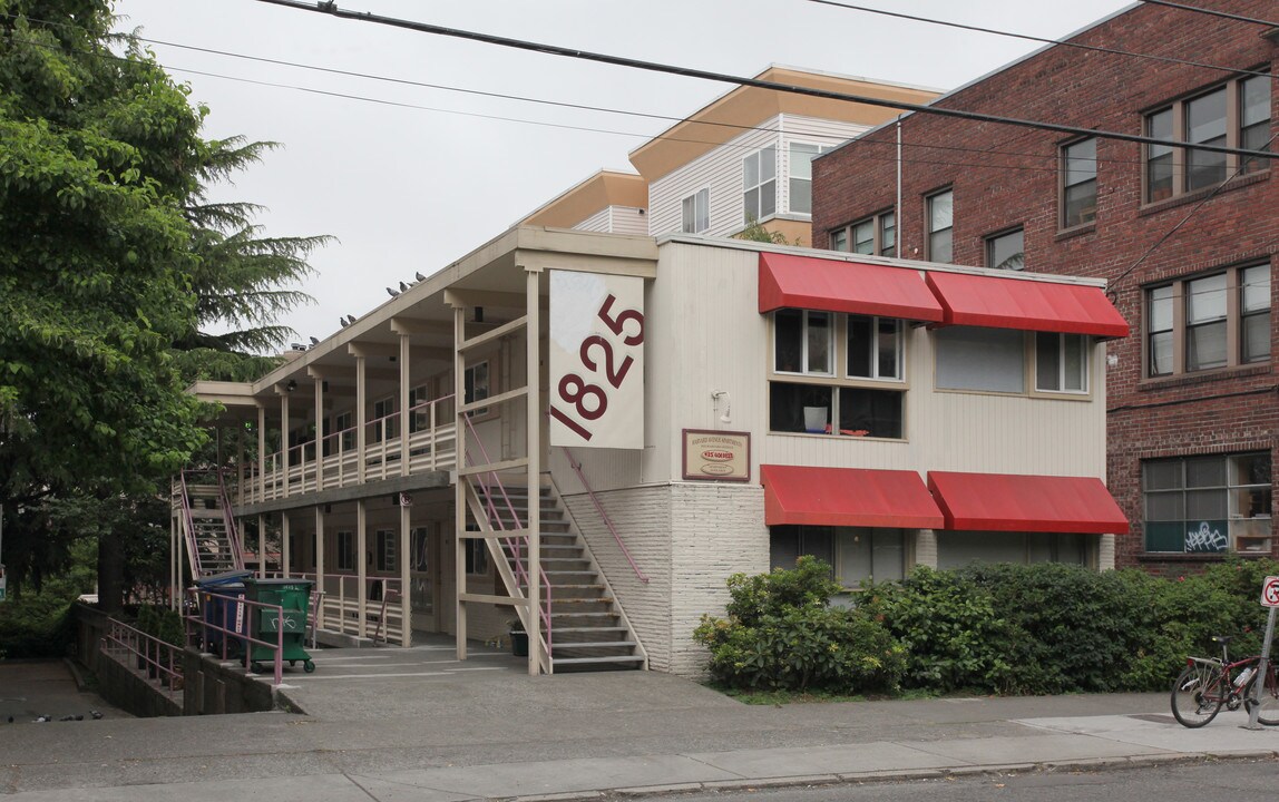 Harvard Avenue Apartments in Seattle, WA - Building Photo