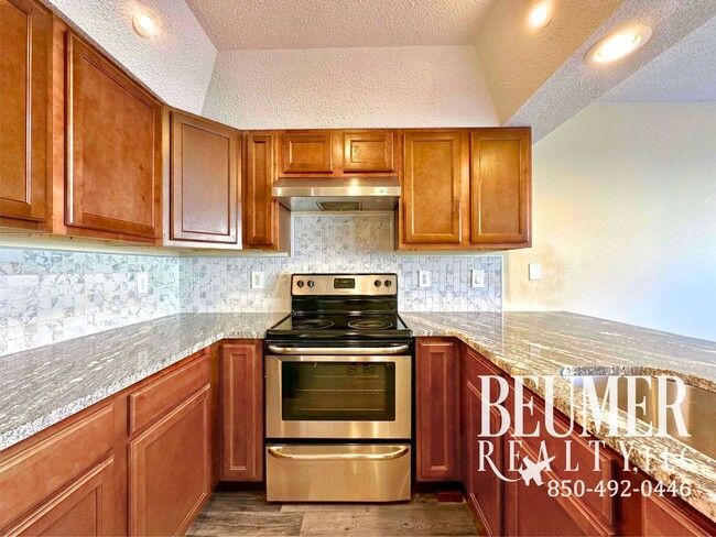 5295 Balfour Pl in Pensacola, FL - Building Photo - Building Photo