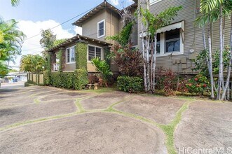 927 10th Ave in Honolulu, HI - Building Photo - Building Photo