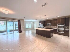 318 Sanctuary Dr in Saint Johns, FL - Building Photo - Building Photo