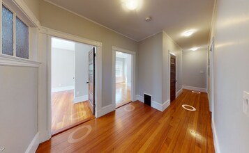 107 Oxford St, Unit 3 in Cambridge, MA - Foto de edificio - Building Photo