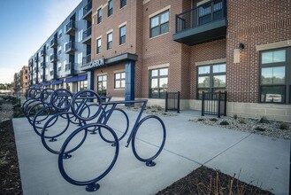 Carbon at Union Corners in Madison, WI - Foto de edificio - Building Photo