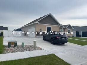 705 Wilshire Pl in Idaho Falls, ID - Building Photo - Building Photo