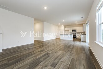 549 Almere Dr in Hampton, GA - Building Photo - Building Photo