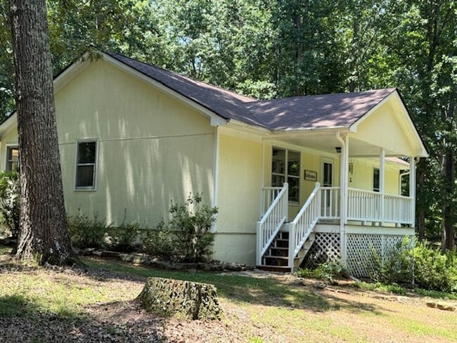 property at 1421 Clevenger Rd