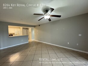 8264 Key Royal Cir in Naples, FL - Building Photo - Building Photo