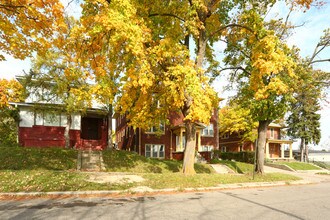 605 Mary St in Flint, MI - Building Photo - Building Photo