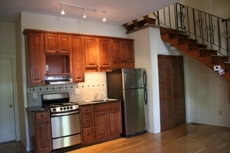 131 Phila St in Saratoga Springs, NY - Building Photo - Building Photo