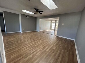 4203 38th St in Lubbock, TX - Building Photo - Building Photo