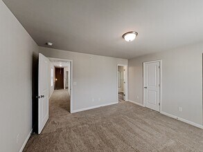 1050 Wedgewood Ct NE in Conyers, GA - Foto de edificio - Building Photo