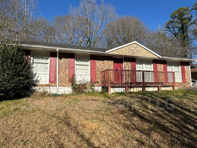 8035 Devonshire Dr in Jonesboro, GA - Building Photo - Building Photo