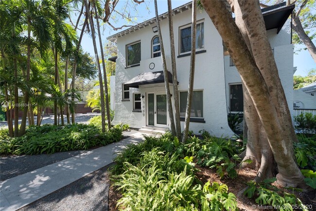 3669 Poinciana Ave-Unit -6A in Miami, FL - Foto de edificio - Building Photo