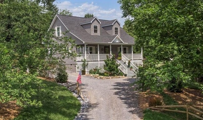 440 Lime Kiln Rd in Lexington, VA - Building Photo - Building Photo