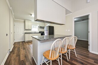 302 E Hudson St in Monroe, NC - Building Photo - Building Photo