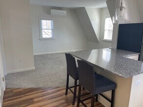 329 Summer St, Unit #3 in Manchester by the Sea, MA - Building Photo - Building Photo