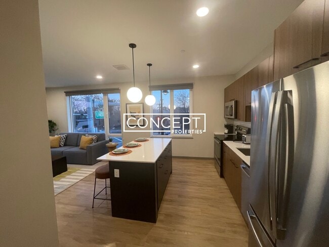 property at 525 Lincoln St