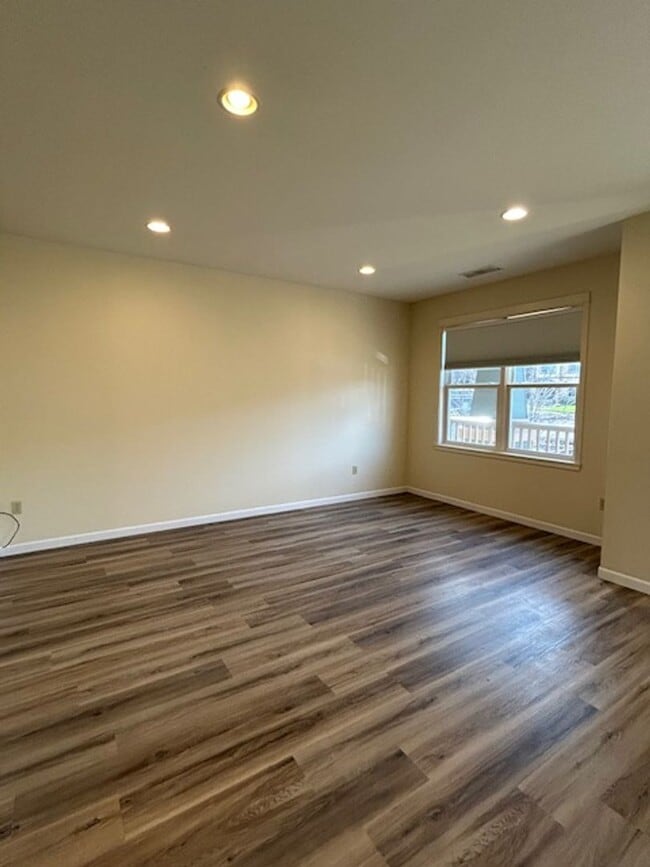 735 N Main St in Ashland, OR - Building Photo - Building Photo